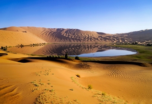 6巴 丹 吉 林 大 沙 漠