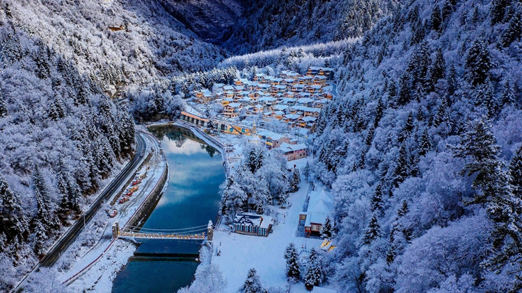 冰雪川西1