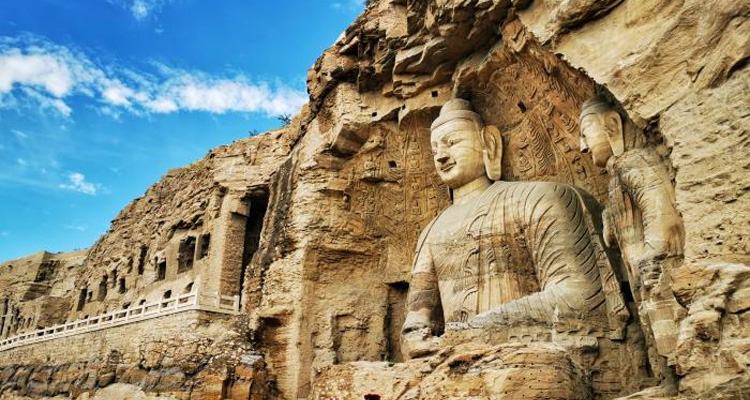 <私家团·初遇晋地4日>五台山+悬空寺+大同古城+云冈石窟+应县木塔+雁门关4晚5日游 | 6人精品小团 | 初遇晋地短线首选 | 品尝五台山素斋宴 | 赠送云冈石窟讲解 | 全程升级4钻酒店 | 24小时免费接机
