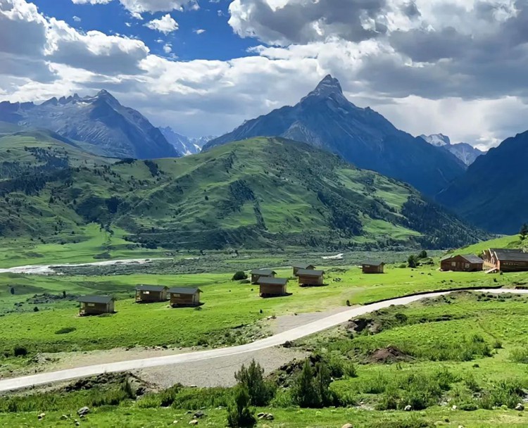 2025年川西格聂03