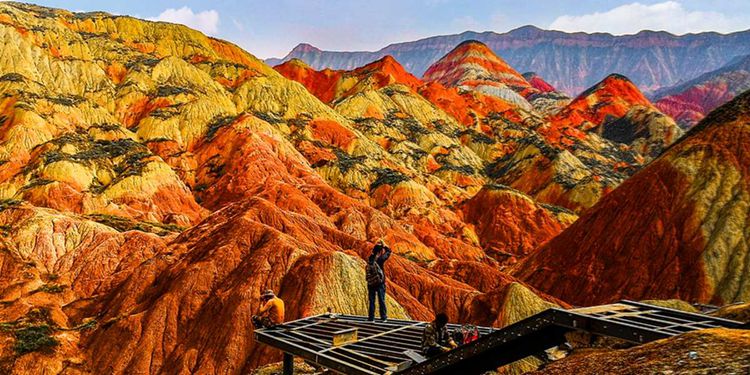 2025年甘南对话守YI人6日48